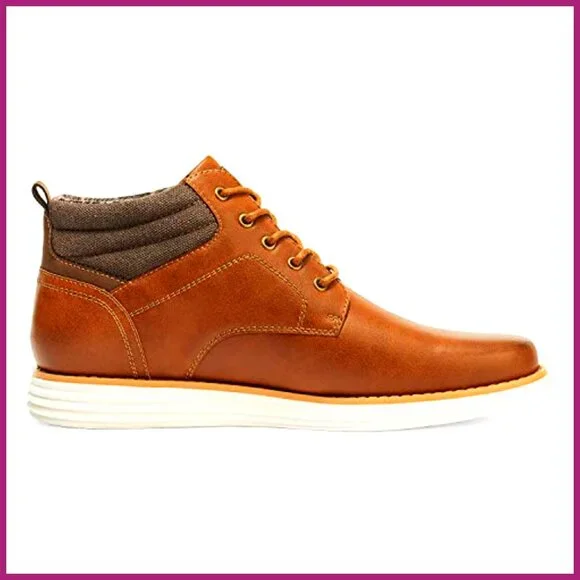 Water-Resistant PU Leather Chukka Boots with Lace-Up Closure
